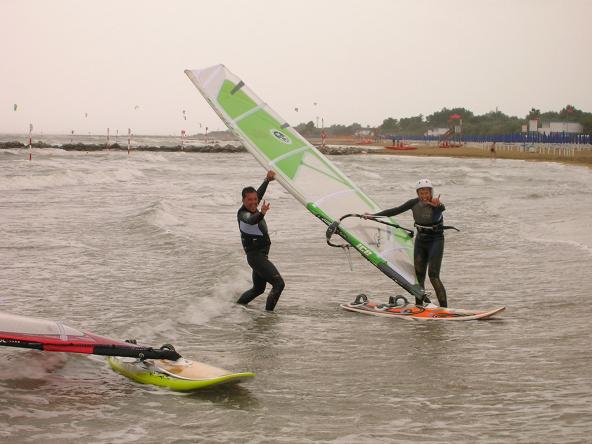 WINDSURFERS A RIVIERA
