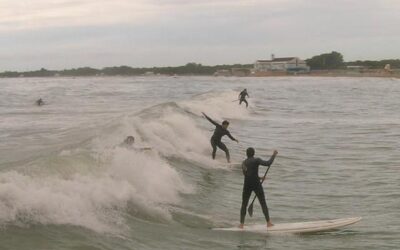 SURF SULLE ONDE A PINETA ..... IN ATTESA DELL'ARIA