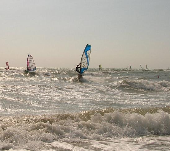 CORRIDOI DI ATTERRAGGIO A MARE PER GLI SPORTIVI: DEPOSITATA UNA NUOVA RICHIESTA E SEGNALAZIONE