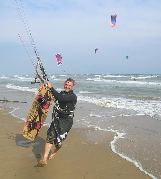 WINDURF, SURF, KITESURF, SUP: CONLUSA LA STAGIONE ACCOLTI DA SPIAGGIA E MARE 24.09.2012