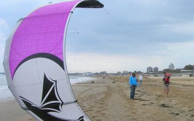 WINDSURF E KITESURF SCATENATI CON LO SCIROCCO A LIGNANO S. 15.10.2012