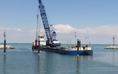 DRAGAGGI IN CORSO A PUNTA FARO