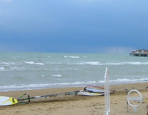 TROMBA D'ARIA AL LARGO DI LIGNANO