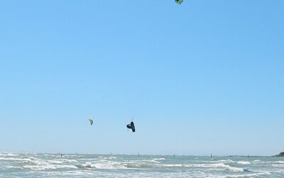 BORA A LIGNANO ATTIRA WINDSURF E KITESURF