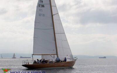 VELE EPOCA: SERENITY CONQUISTA IL RADUNO CITTA' DI TRIESTE E IL TROFEO MODUGNO