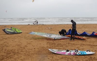 VENTO FORTE LUNEDI' 11 GENNAIO A LIGNANO PER LA GIOIA DI WINDSURF E KITESURF