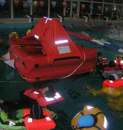 SAFETY, EMERGENCY AND SEA SURVIVAL COURSE FOR ALL - CORSO SICUREZZA IN MARE 2 POSTI DISPONIBILI