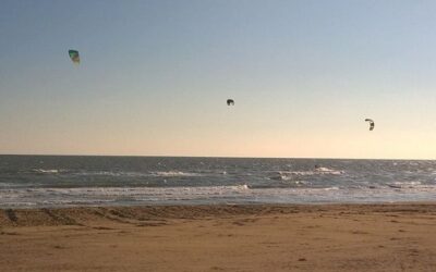 VENTO E FREDDO PRENATALIZIO A LIGNANO: UN REGALO PER I KITERS