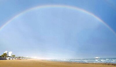 SPLENDIDO ARCOBALENO ASPETTANDO LO SCIROCCO