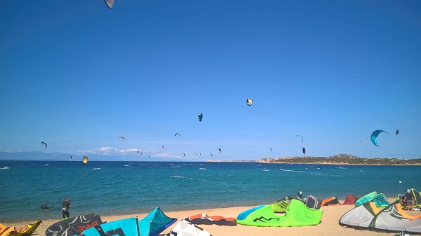 KITE-WINDSURF-SUP SARDINIA EXPERIENCE TILIAVENTUM