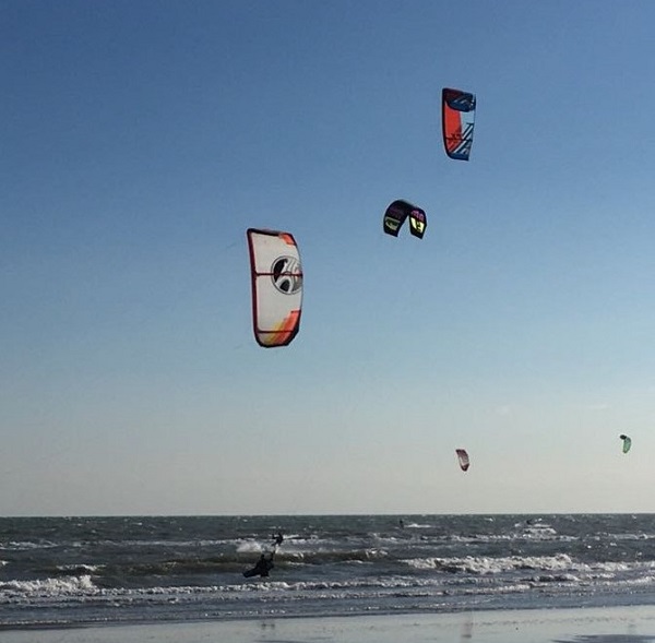 SOLE E BORA A LIGNANO PER INIZIARE L'ANNO IN MARE