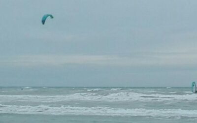 SCIROCCO E PIOGGIA ESALTANO GLI SPORTIVI DEL MARE A LIGNANO