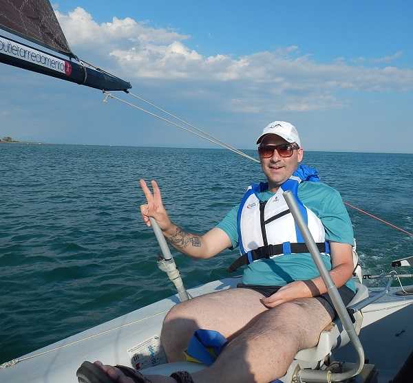 Vela: deriva paralimpica Skud18 solca il mare di Lignano per i corsi di vela per tutti