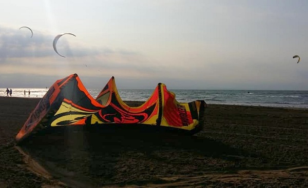 Bora notturna: a Lignano in kite dalle 5 di mattina