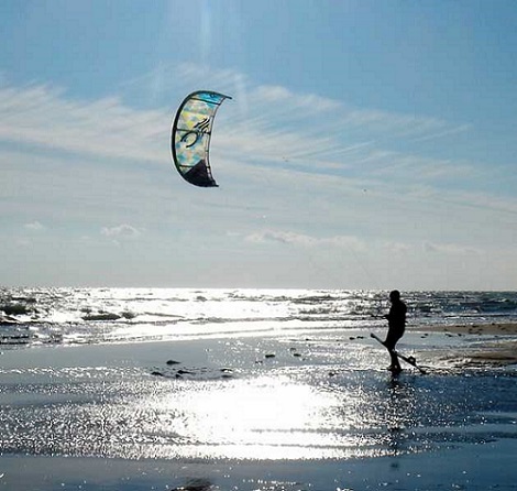 Bora e gelo non fermano i kiter a Lignano Sabbiadoro 14.12.2018