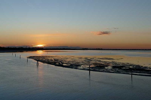 Mare, fiume, canali, laguna d'inverno offrono scenari strabilianti