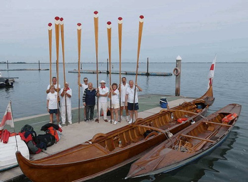 Lignano meta dei vogatori padovani in navigazione interna da Venezia