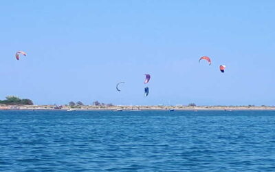 Sport di mare a Lignano: dal kite, al wing alla vela ... sempre per tutti