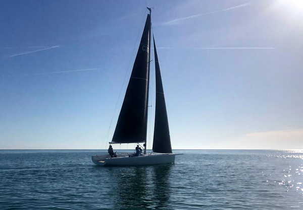 R32 e C32 in mare: test dei daysailer a vela