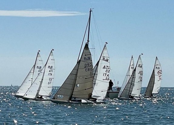 Dario Gozzo 9° alla prima regata nei 2.4 a Jesolo