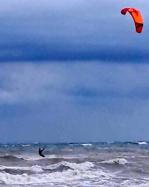 kiters in mare